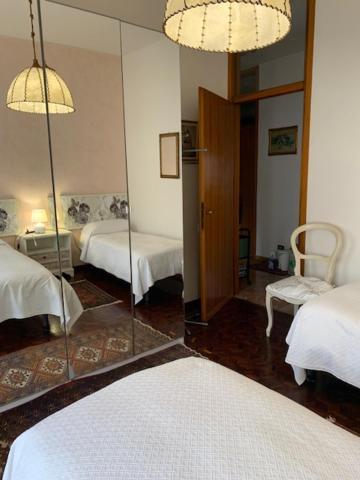 La Casa Dei Pini Bed & Breakfast Malnate Dış mekan fotoğraf