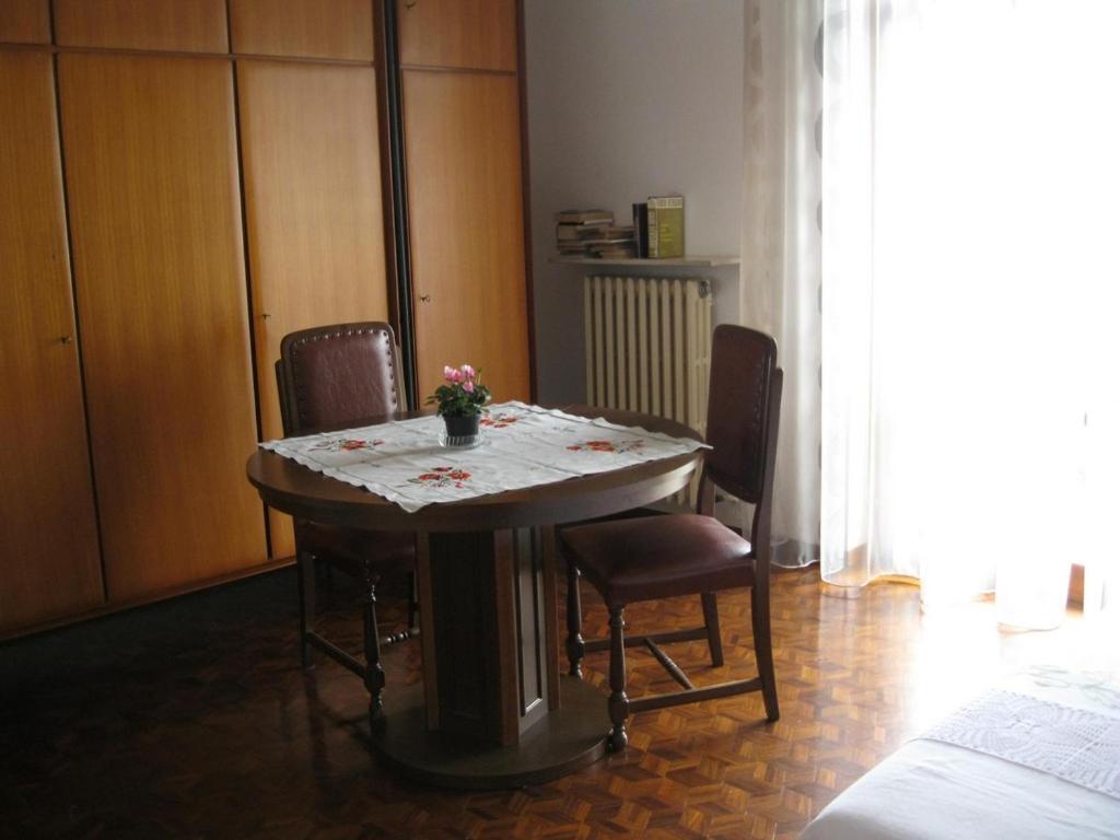 La Casa Dei Pini Bed & Breakfast Malnate Dış mekan fotoğraf