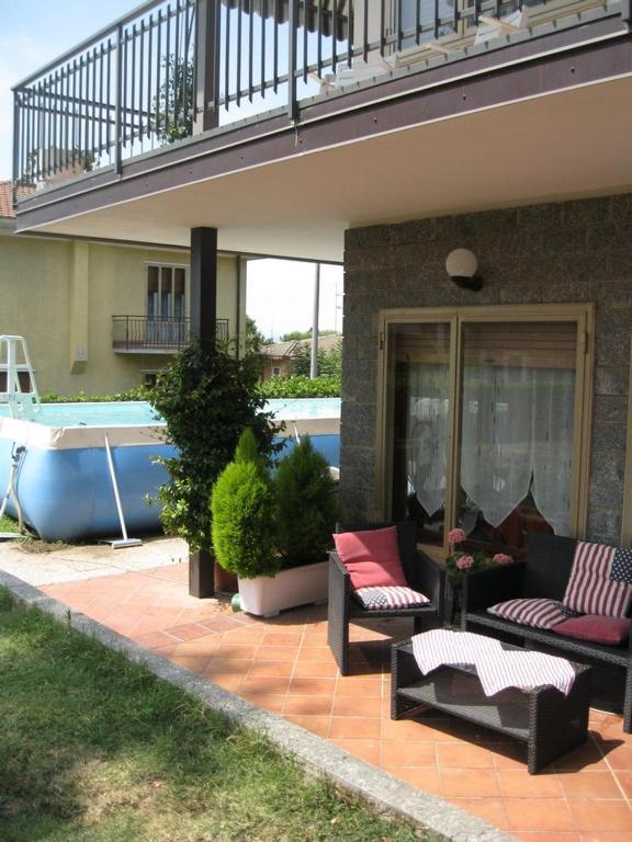 La Casa Dei Pini Bed & Breakfast Malnate Dış mekan fotoğraf