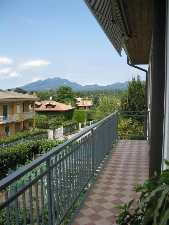 La Casa Dei Pini Bed & Breakfast Malnate Dış mekan fotoğraf